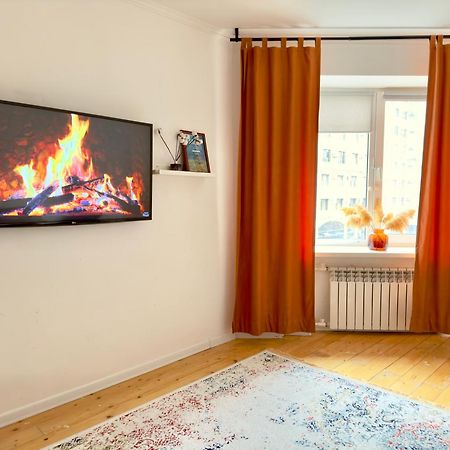 Двушка Около Академии Scandinavian Style Aτιράου Εξωτερικό φωτογραφία